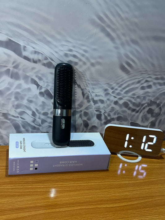 Portable wireless hair comb